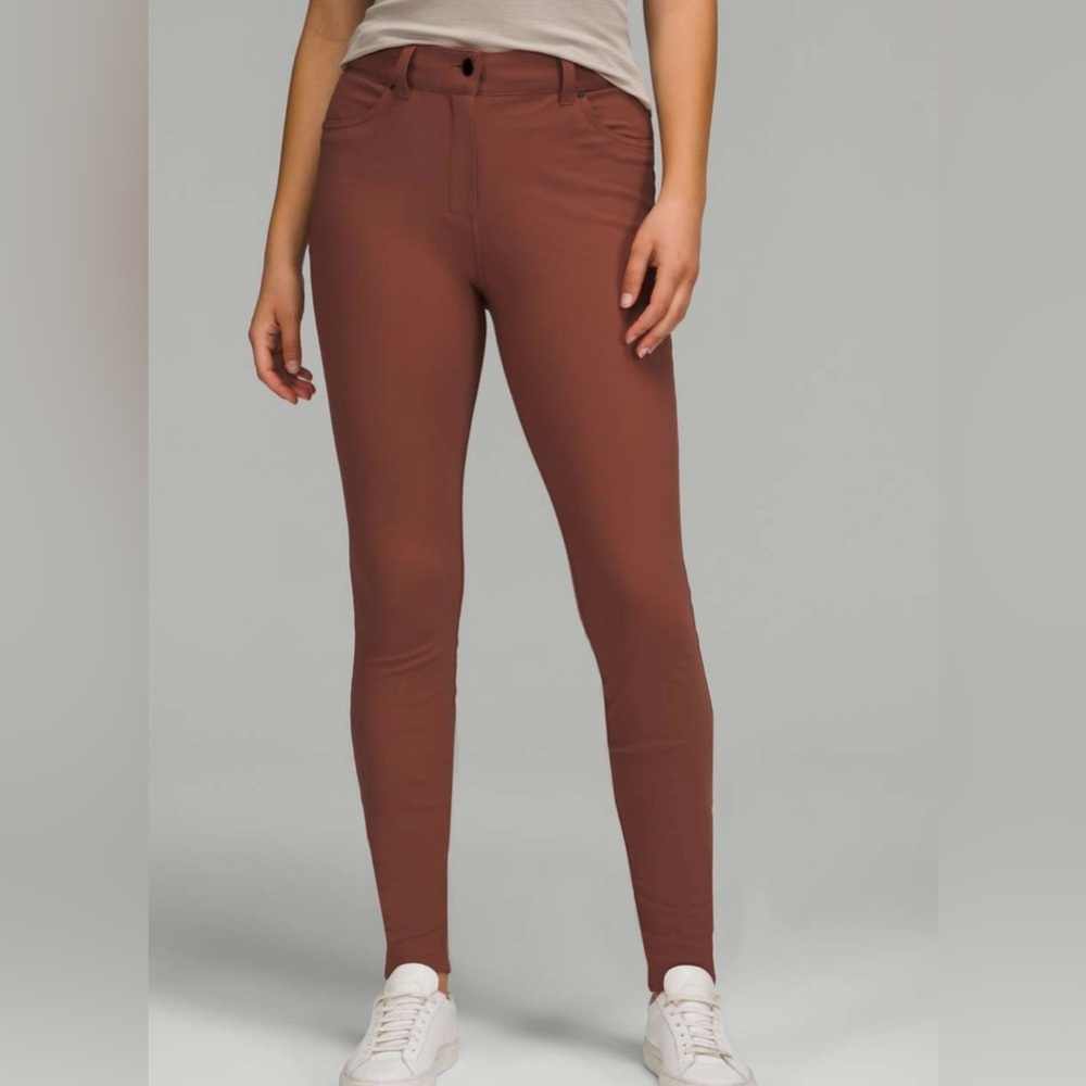 Lululemon City Sleek 5 Pocket 7/8 Pant Size 29